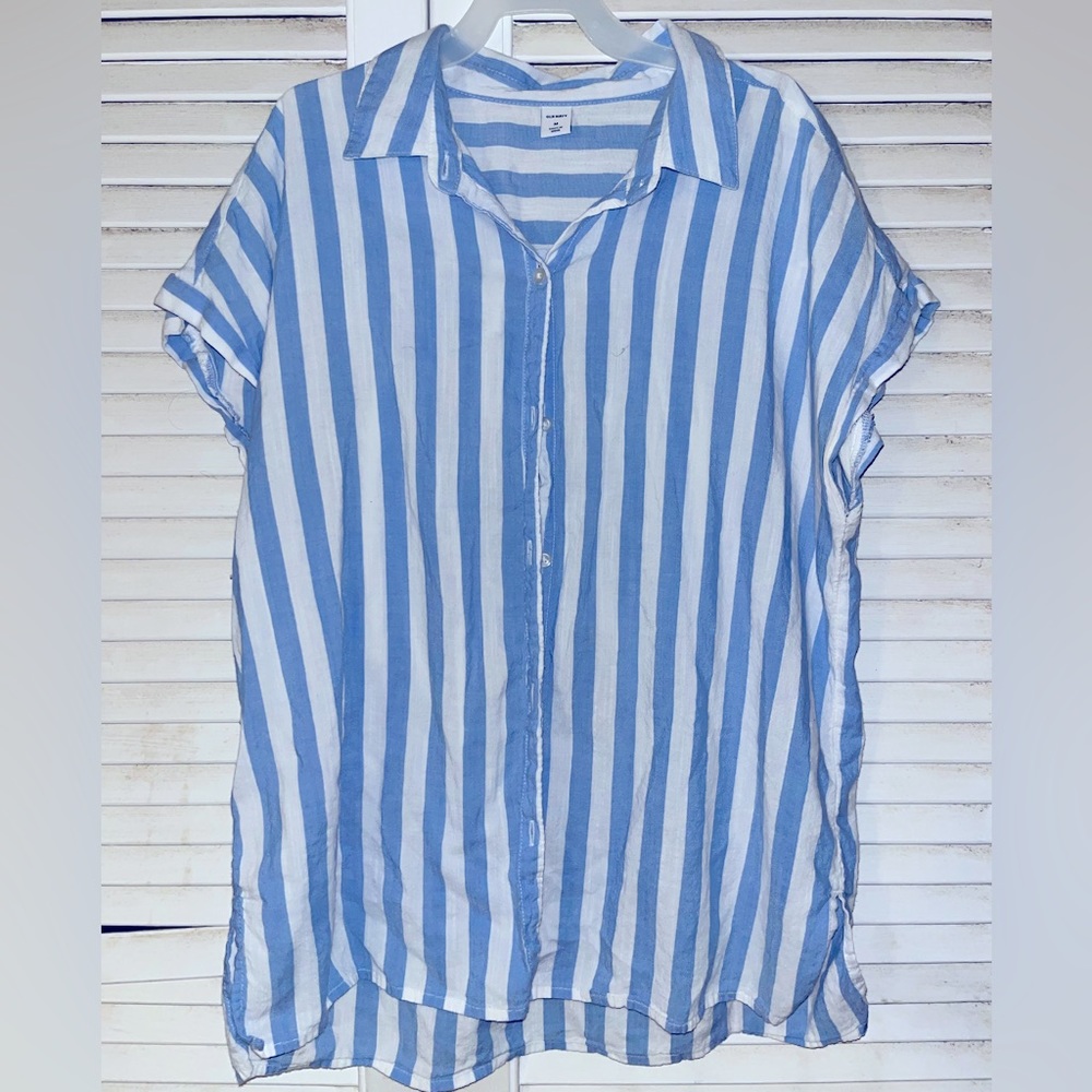 Beach vibe Old Navy striped button down